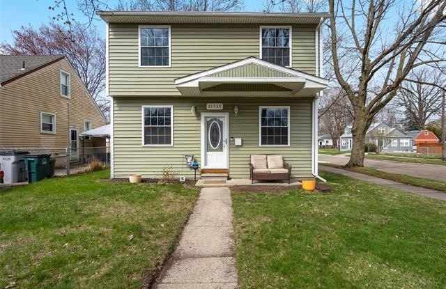 Photo of 21539 Caledonia Avenue