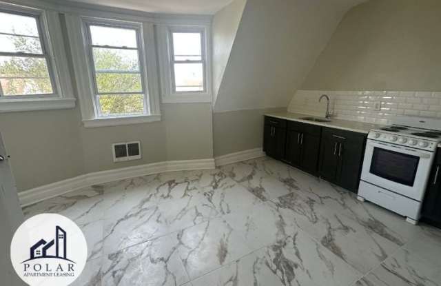 35 Seymour Ave