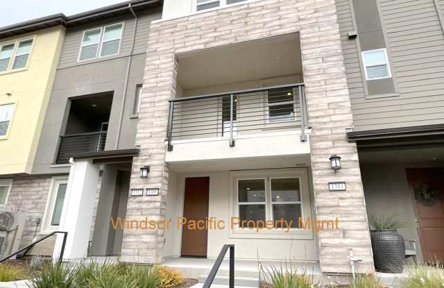 Newly Built ! Be The First To Live Here ! Contemporary Westside San Ramon In New Twin Oaks Development !