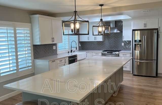 7961 Southwind Circle