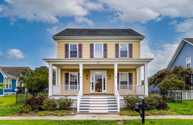 Photo of 517 Robert Frost Road