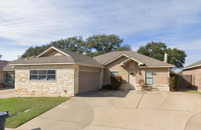 Photo of Spacious 4BR/3BA Baylor Bubble Home Minutes from Campus!