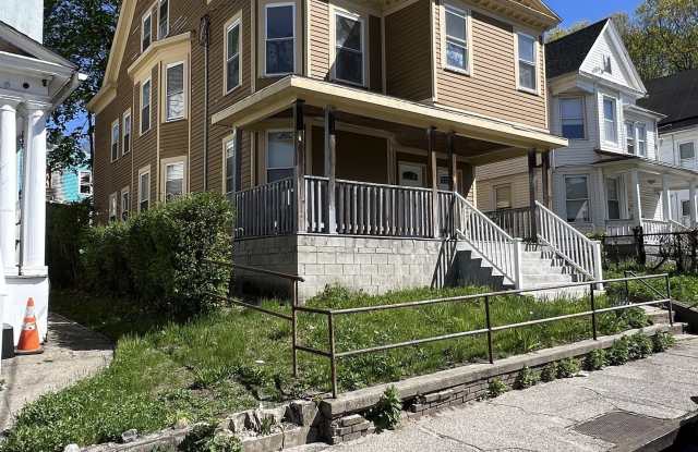 210 Woodlawn Terrace