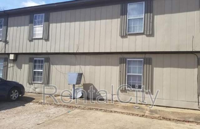 38 W Cooper St