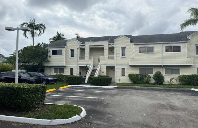 3477 NW 44th St