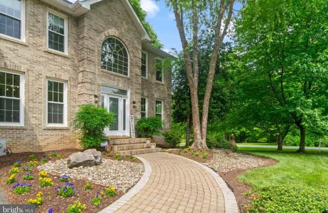 Photo of 1800 GREER Court