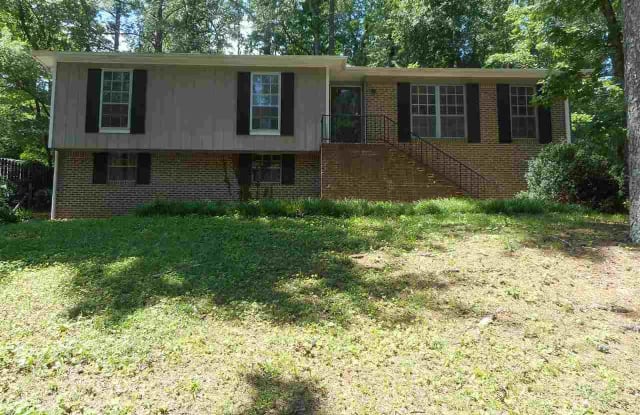 1365 JUNIPER DR - 1365 Juniper Drive, Birmingham, AL 35235