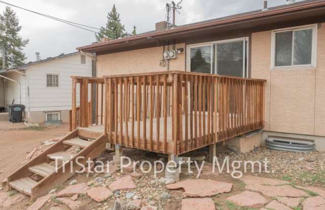 4404 North Chestnut Street - 1