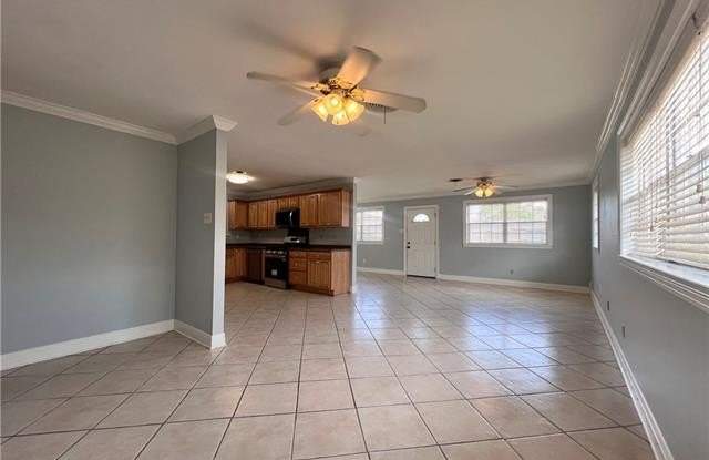 4640 LOVELAND Street