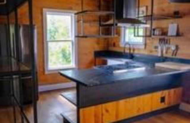 1907 West 38th Street