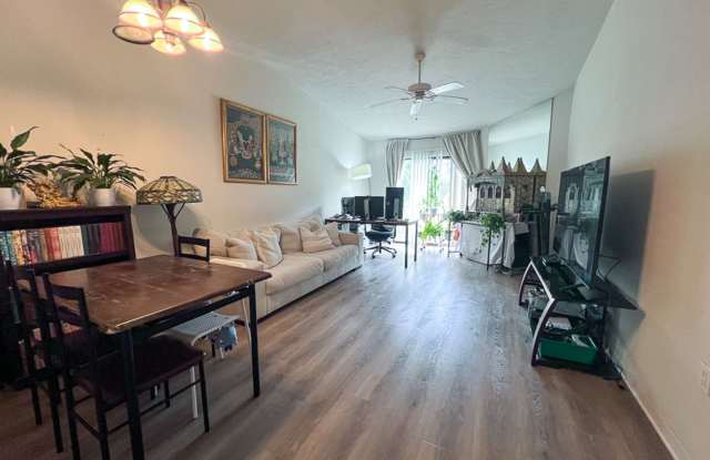 2BR/2BA Condo in NW Gainesville - available January 2026