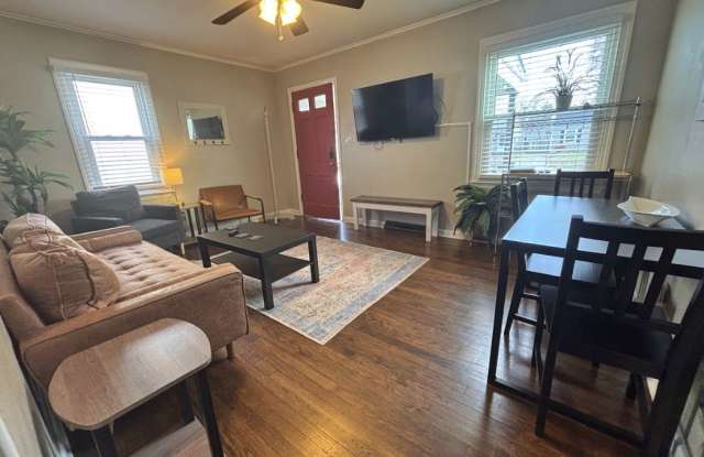 2713 Homecroft Drive