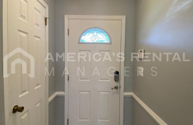 Home for rent in Montgomery!!! Available now!! - Sign a lease by 12/31/25 to receive 1 FREE MONTH of rent!!!