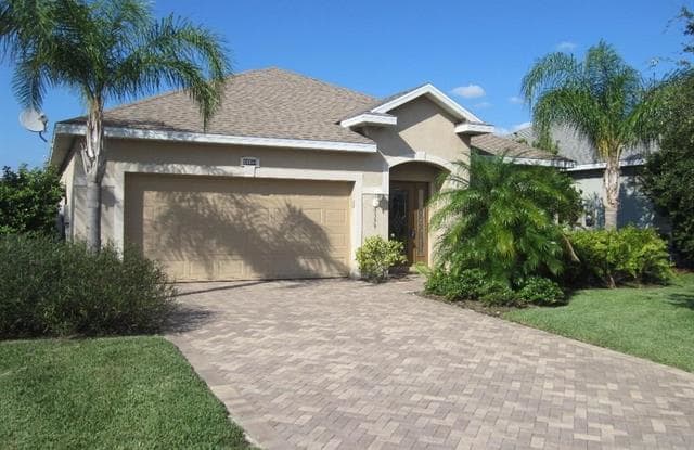 8359 Silver Birch WAY - 8359 Silver Birch Way, Fort Myers, FL 33971