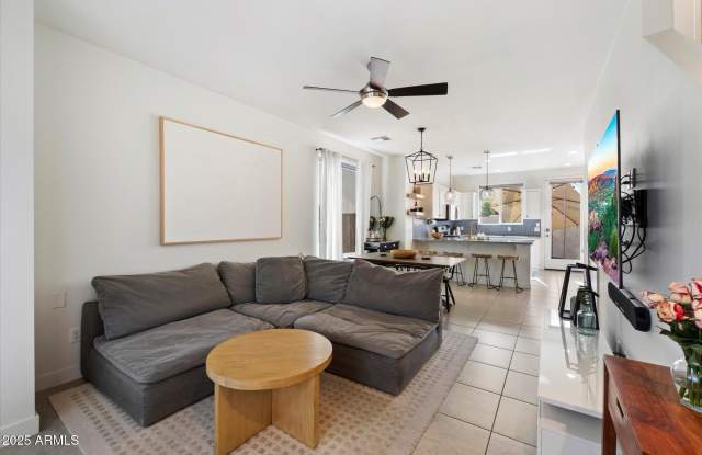 3030 N 38TH Street unit: 110