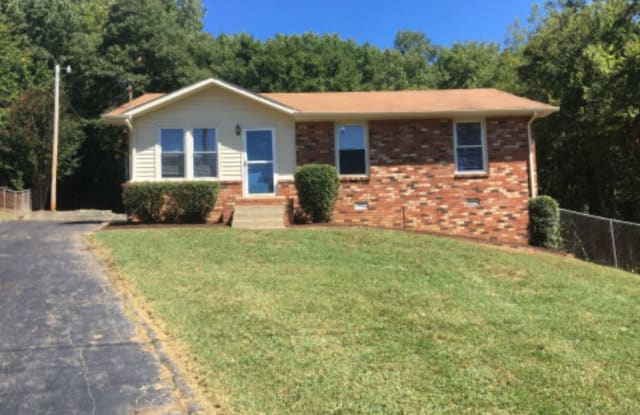 106 Oakwood Ct - 106 Oakwood Court, Hendersonville, TN 37075