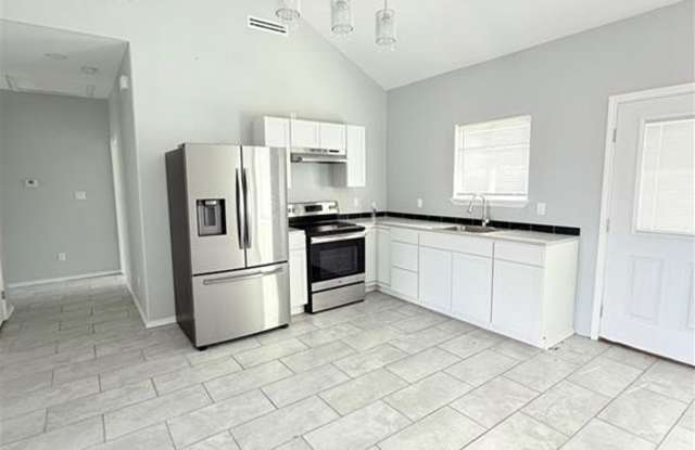 1421 N 21st Street unit: 2