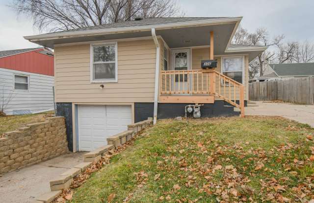 Photo of 306 South Chicago Avenue