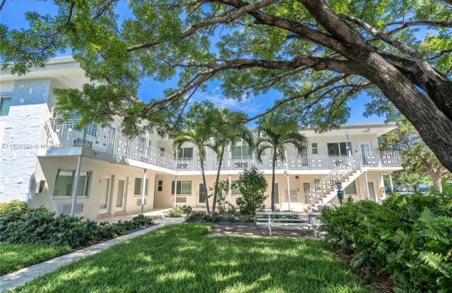 7301 Carlyle Ave - 7301 Carlyle Avenue, Miami Beach, FL 33141