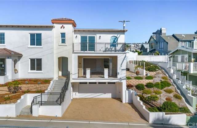 Photo of 34074 Colegio Drive