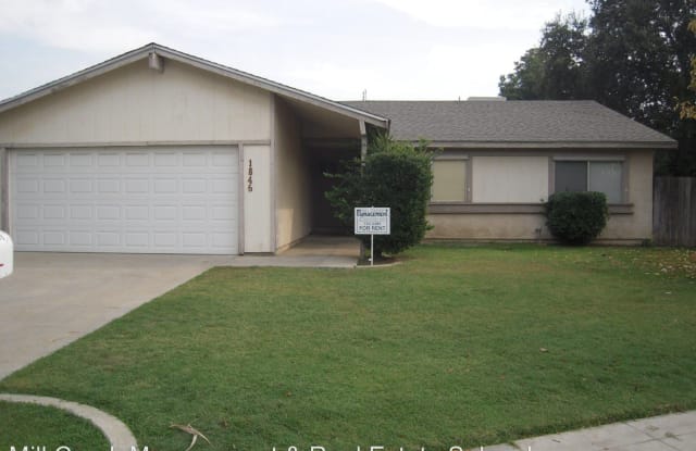 1846 S. Kent - 1846 South Kent Street, Visalia, CA 93277