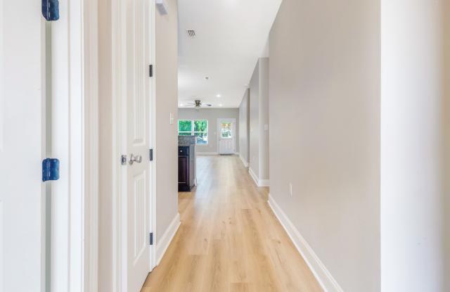 557 Valparaiso Parkway