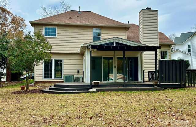 126 Lake Davidson Circle