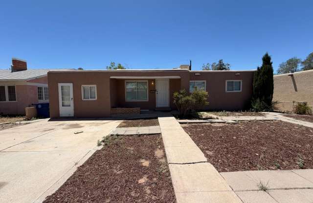 Quaint 4 Bedroom 2 Bathroom Home In The NE!