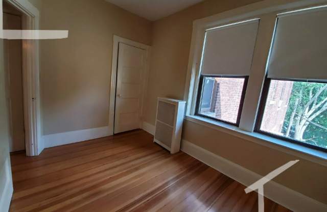 Photo of 4.5 Bedroom-extra office
