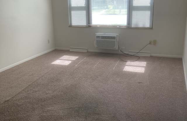 17939 Lakeshore Blvd