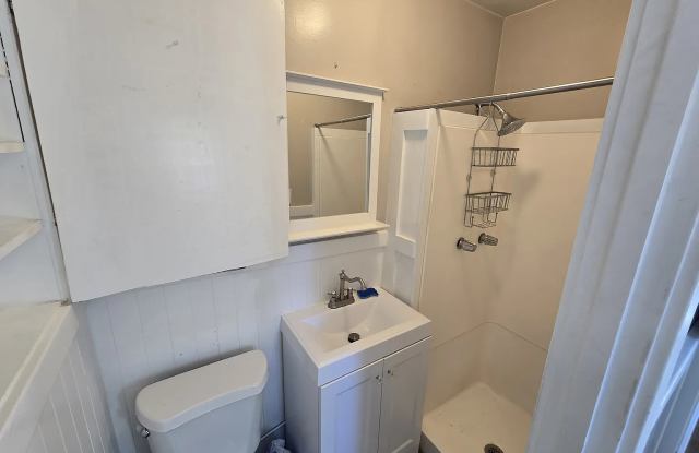 44 1/2 Montgomery St # U2953DW