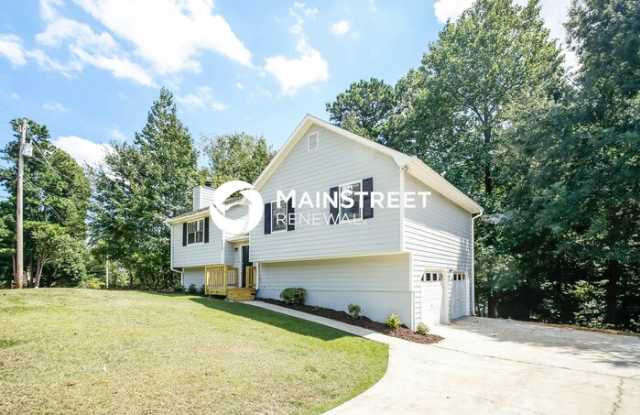 2212 Cedar Creek Lane