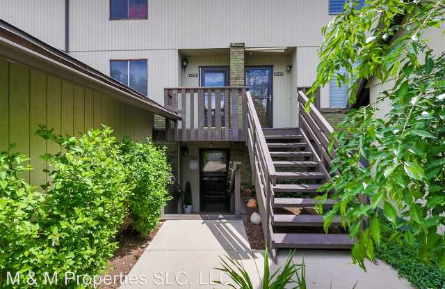 4727 S Pin Tail Ct