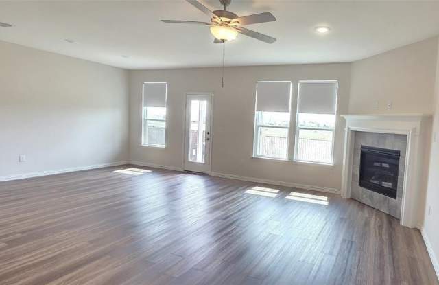 916 Elizabeth Street