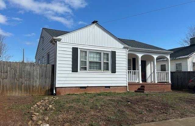 608 Arlington Avenue