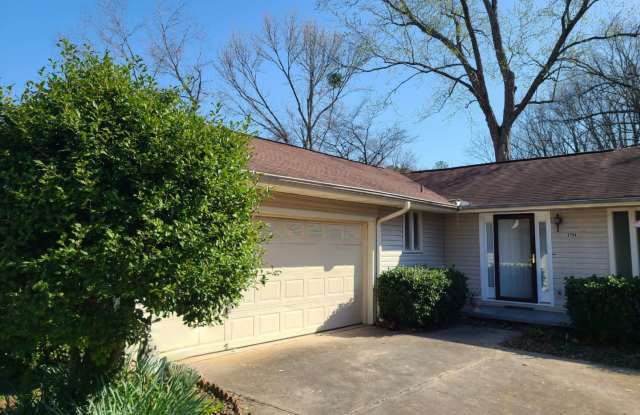 3704 Oakdale Ct - 3704 Oakdale Court Northwest, Huntsville, AL 35810