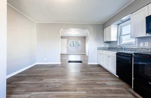 Renovated 1-Bedroom Home with Spacious Backyard & Washer/Dryer