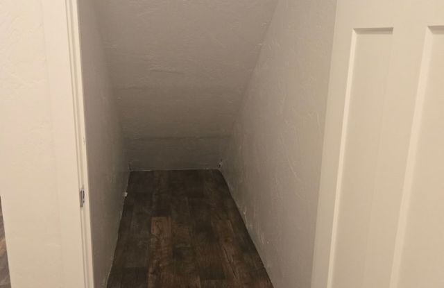 3 Bed 2 Bath Townhouse for Rent!