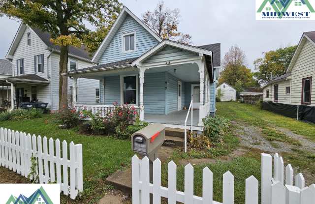 912 West 3rd Street
