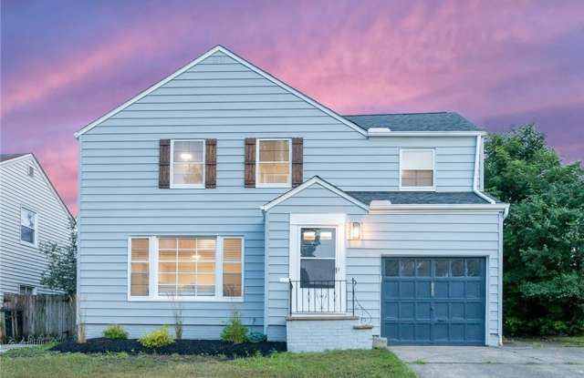 Photo of 23100 E Groveland Road