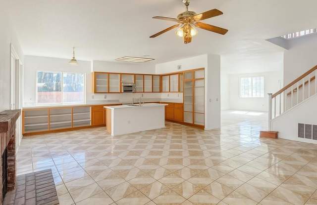 5625 Churchill Court