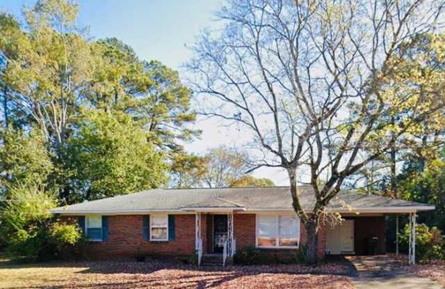 1112 Retlaw Street Northwest