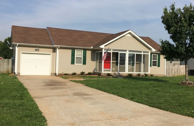 3894 Roscommon Way - 3894 Roscommon Way, Clarksville, TN 37040