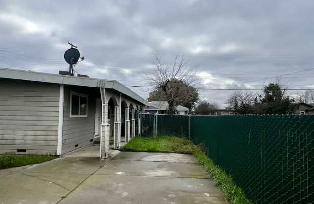 2822 Del Paso Boulevard