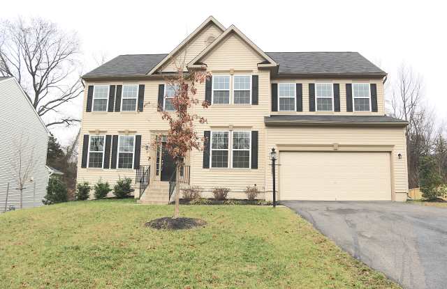 18209 Jillian Ln - 18209 Jillian Ln, Triangle, VA 22172