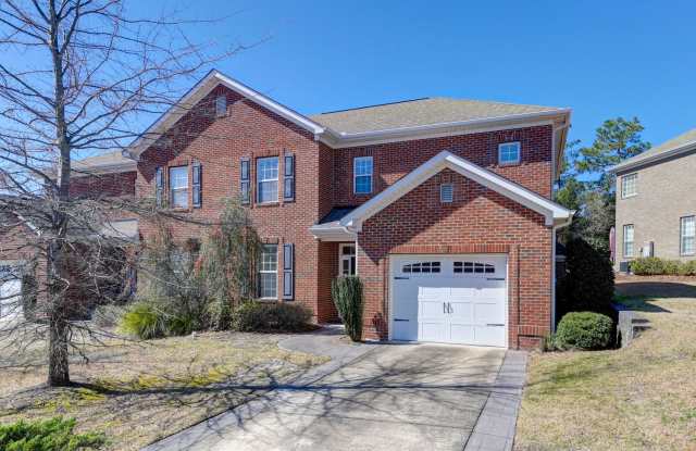 3 Bedroom 2.5 bath low maintenance living for rent!