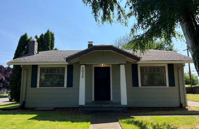 2039 Thompson Ave - 2039 Thompson Avenue, Vancouver, WA 98660