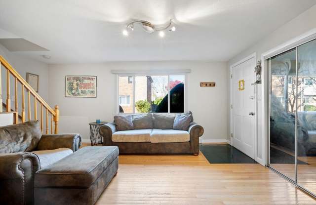 41 Bishop Dr unit: 41