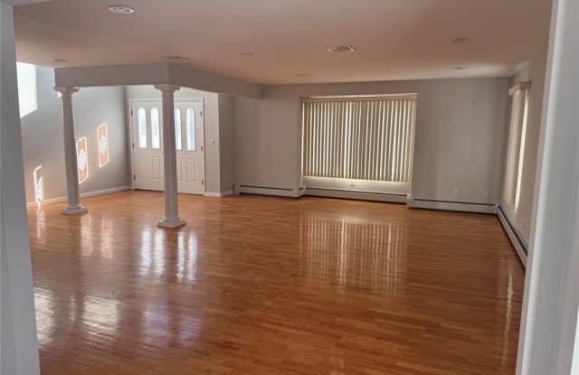 115 Central Boulevard A