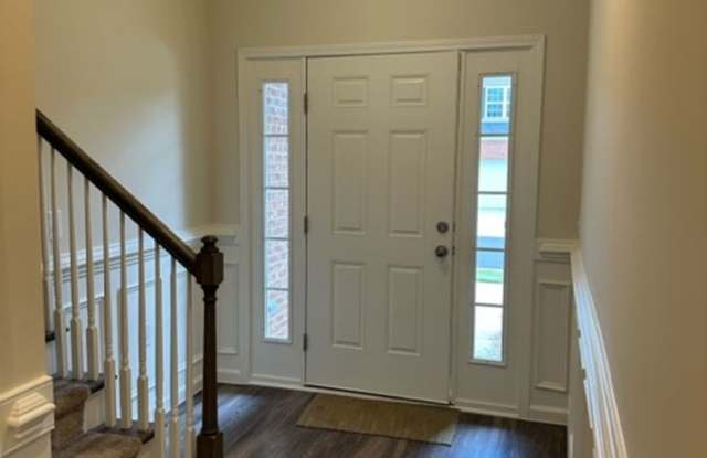 Townhouse / Whitsett